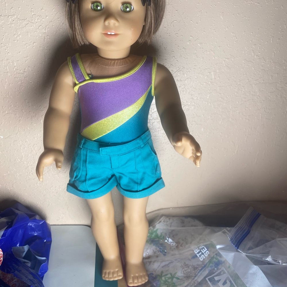American girl doll hair cut  but is pretty